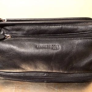 Kenneth Cole Toiletry Bag